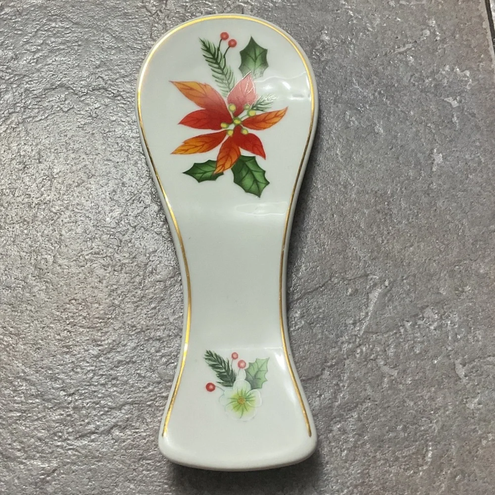 Royal Norfolk Spoon Rest with Festive Floral Design